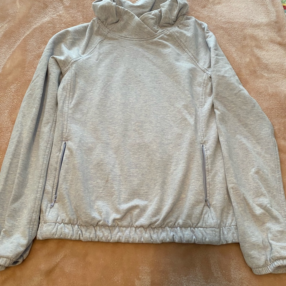 Lululemon - Picture 2 of 2